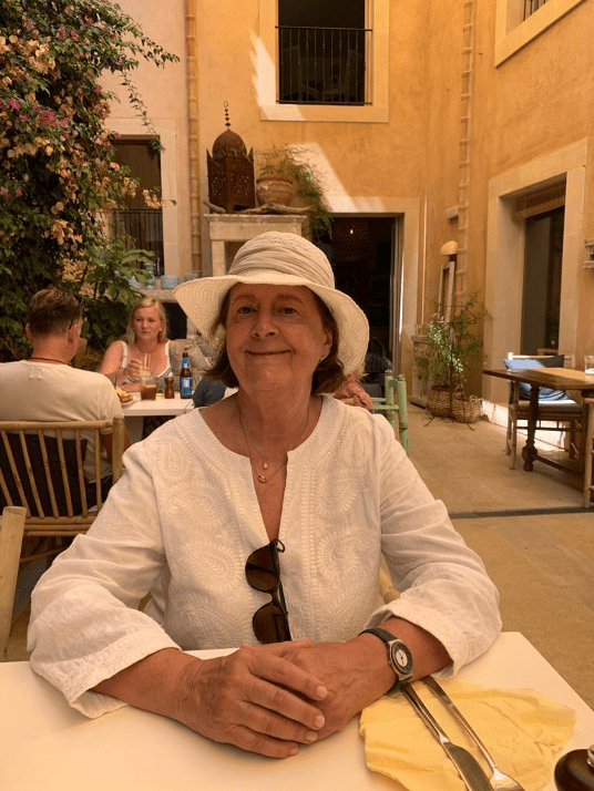 Moda senior es una sección del blog que da voz a mujeres mayores sobre la moda.